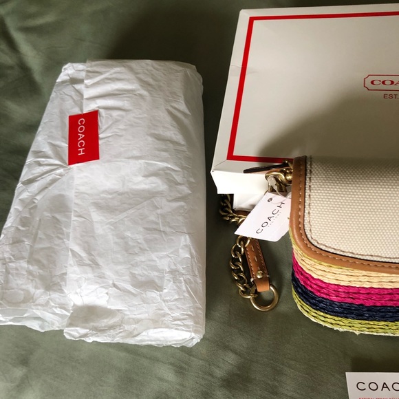 COACH Bleeker Straw Clutch, Leather/Multi, NWT - Picture 3 of 9